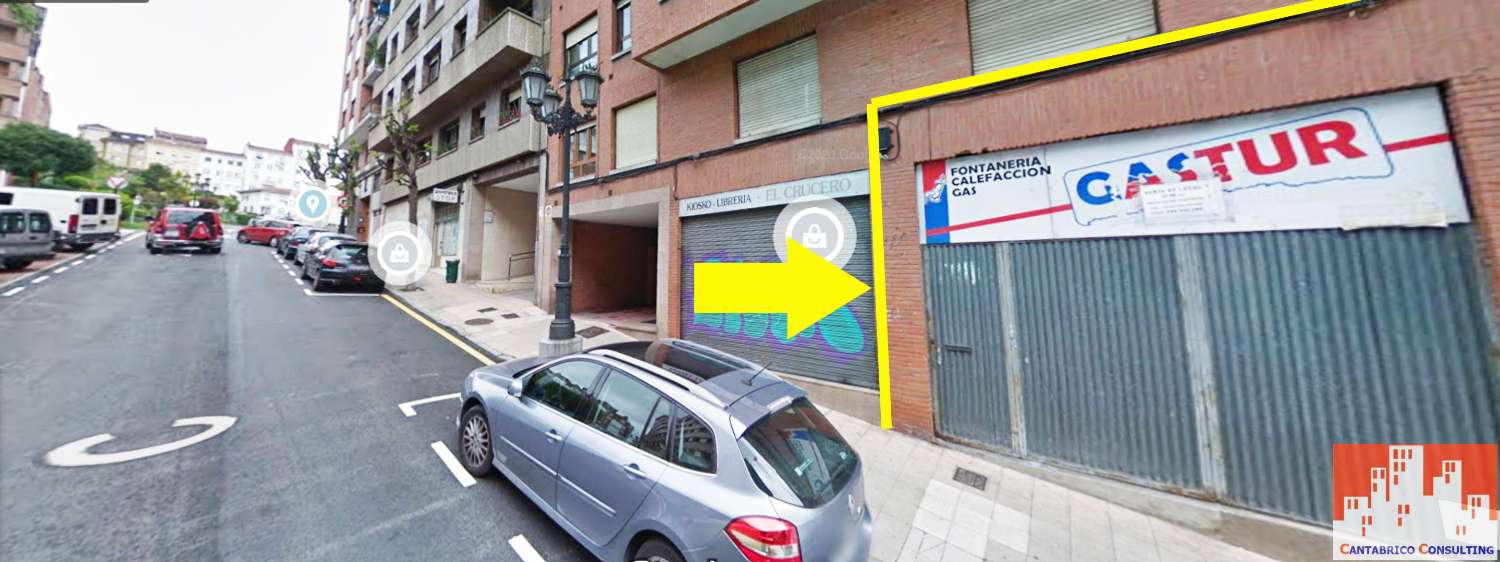 Tienda en venda in Oviedo