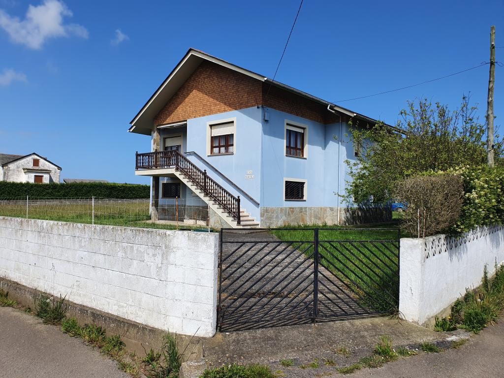 Дом в продаже в Navia