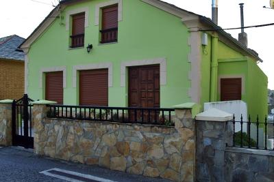 منزل للبيع في Coaña