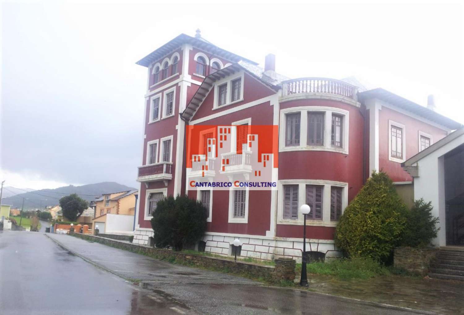 Edificio in vendita a Coaña