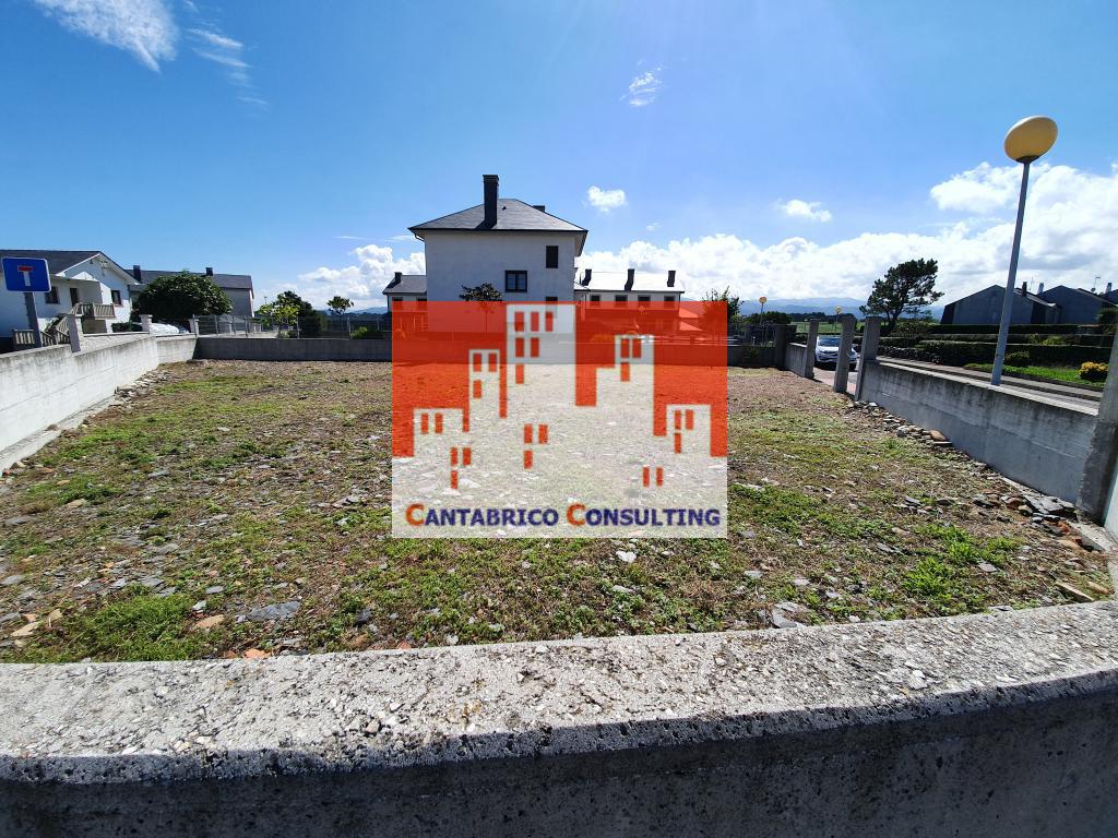 Plot for sale in Coaña