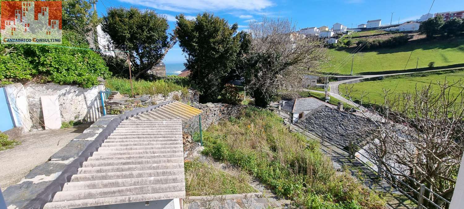 PUERTO DE ORTIGUERA – COAÑA – ASTURIAS - CASITA LLAMADA  “EL REFUGIO DEL PESCADOR”