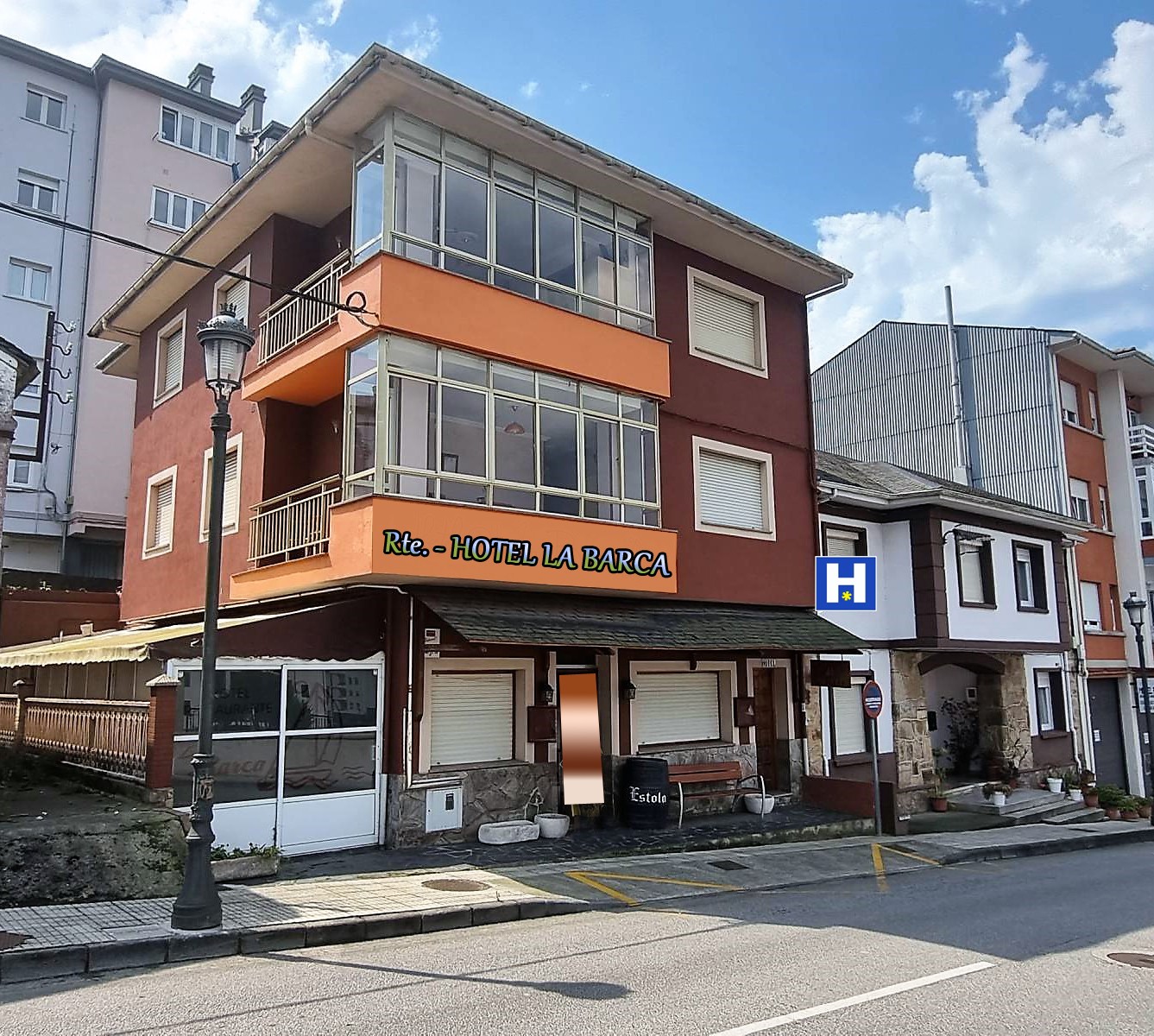Hotel zum verkauf in Navia