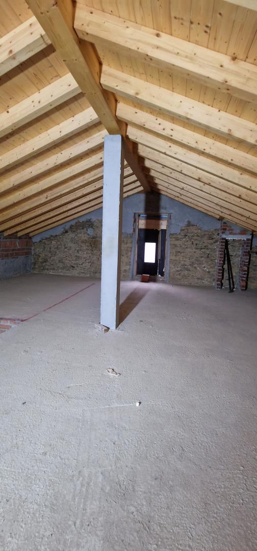 ZONA NAVIA - CASA ESTRUCTURA NUEVA 250 METROS SIN TERMINAR INTERIOR