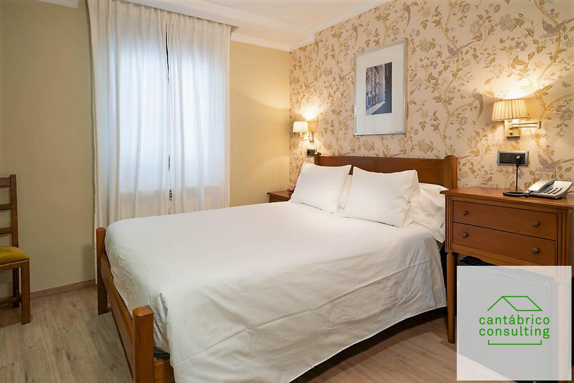 Albergo in vendita a Navia