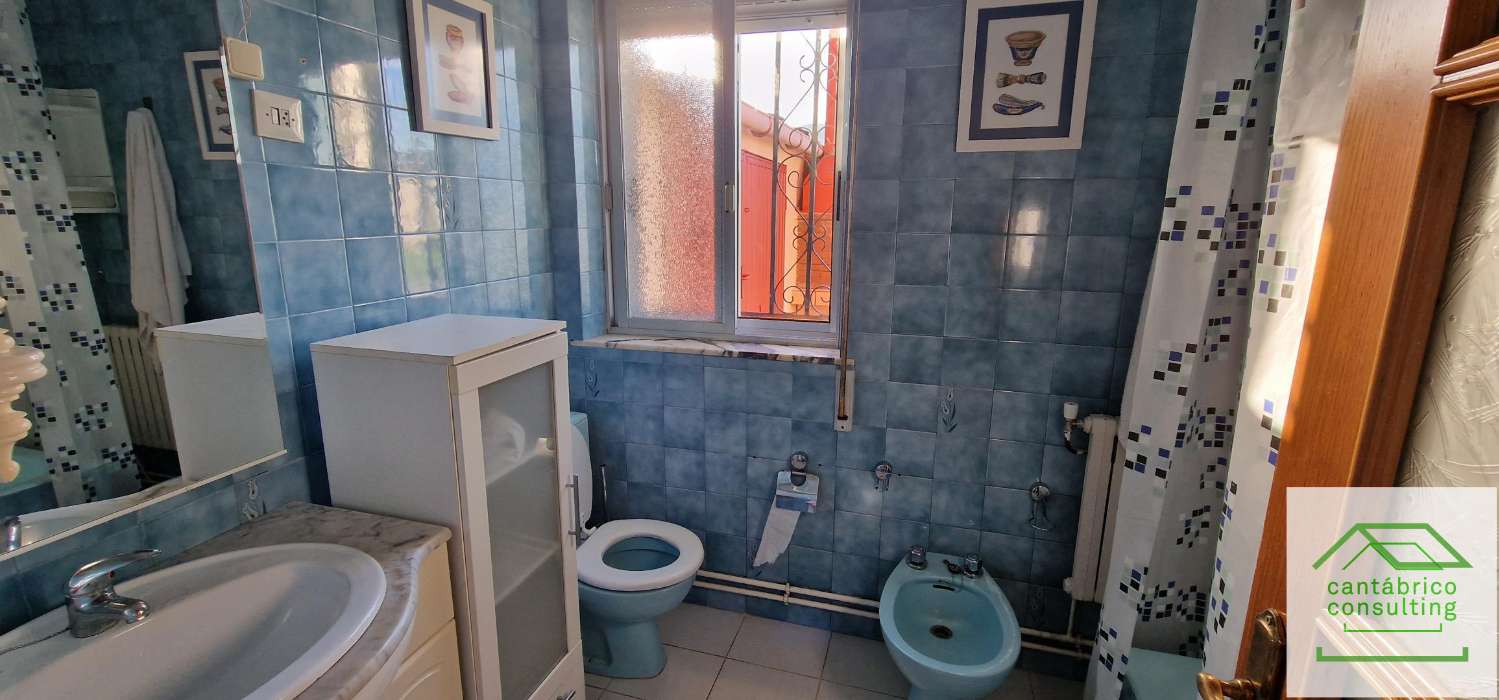 منزل للبيع في Ribadeo