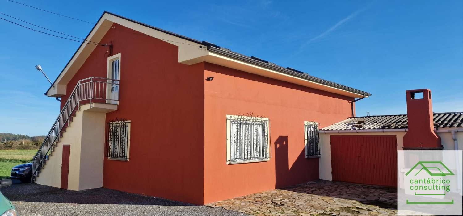 CASA CON 2 VIVIENDAS, ANEJOS Y FINCA MUY CERCA DE PLAYAS EN LA DEVESA  - RIBADEO - LUGO