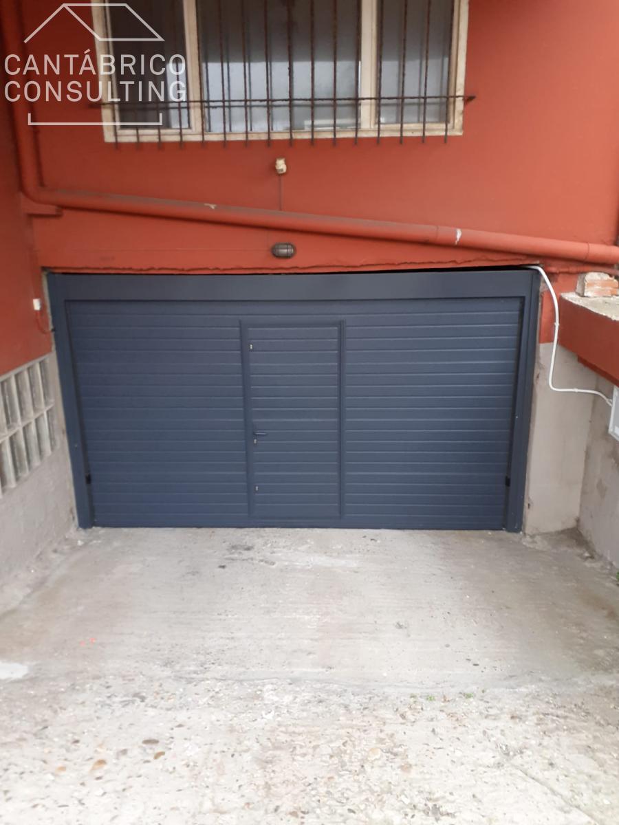 Garage en vente à Coaña