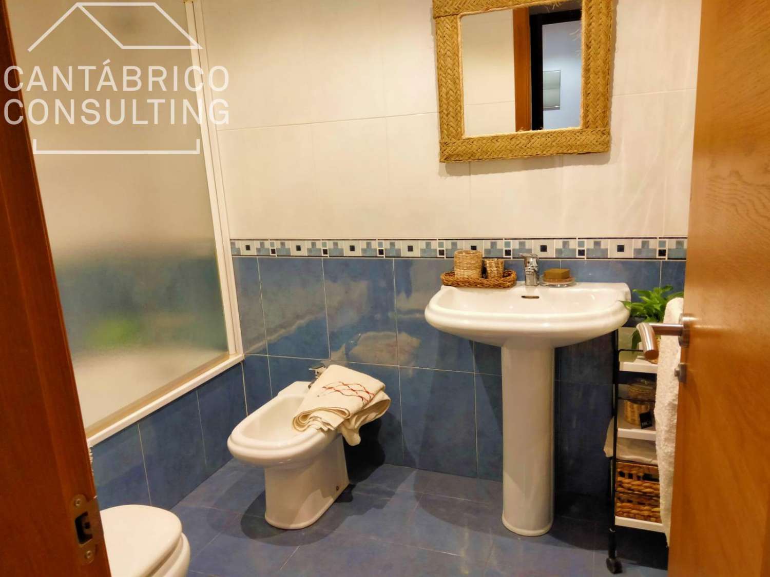 PISO IMPECABLE 2D LISTO PARA VIVIR EN EL ESPIN, AL LADO DE NAVIA, ASTURIAS