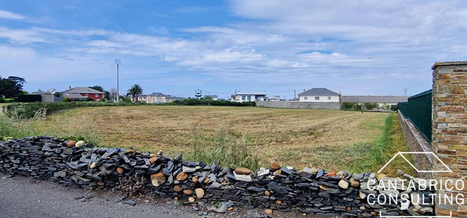 FINCA EDIFICABLE CON POSIBILIDAD DE PARCELACIÓN