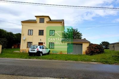 Maison en vente à Castropol