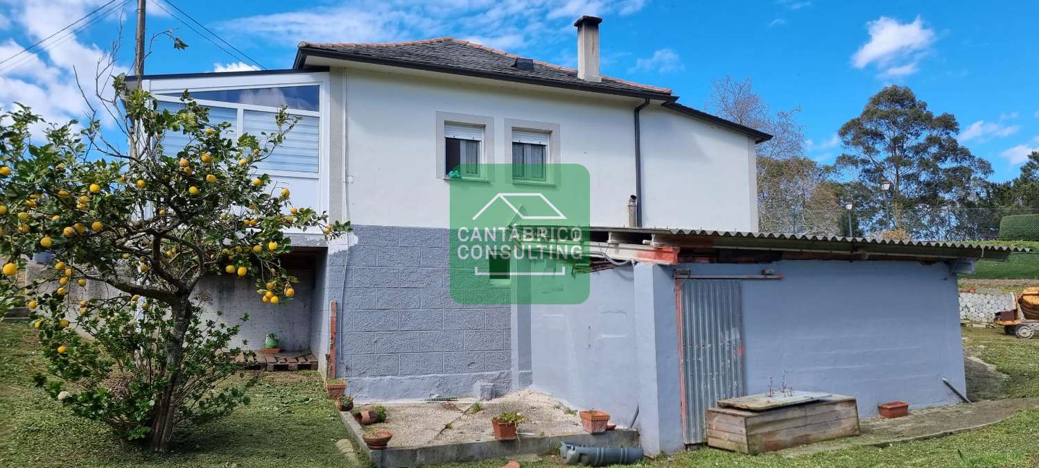 House for sale in Coaña