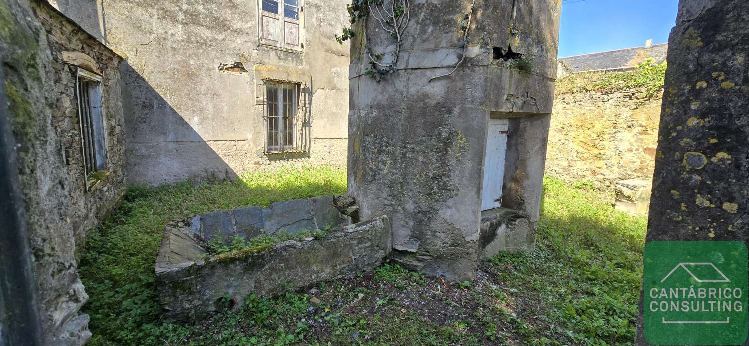 Casa en venda in Castropol