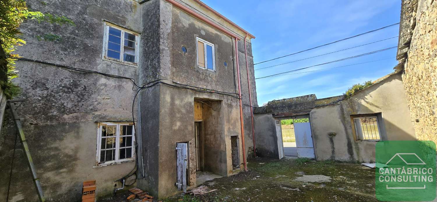 TRADICIONAL CASA DE CAMPO ASTURIANA CON FINCA DE 1.470 m².