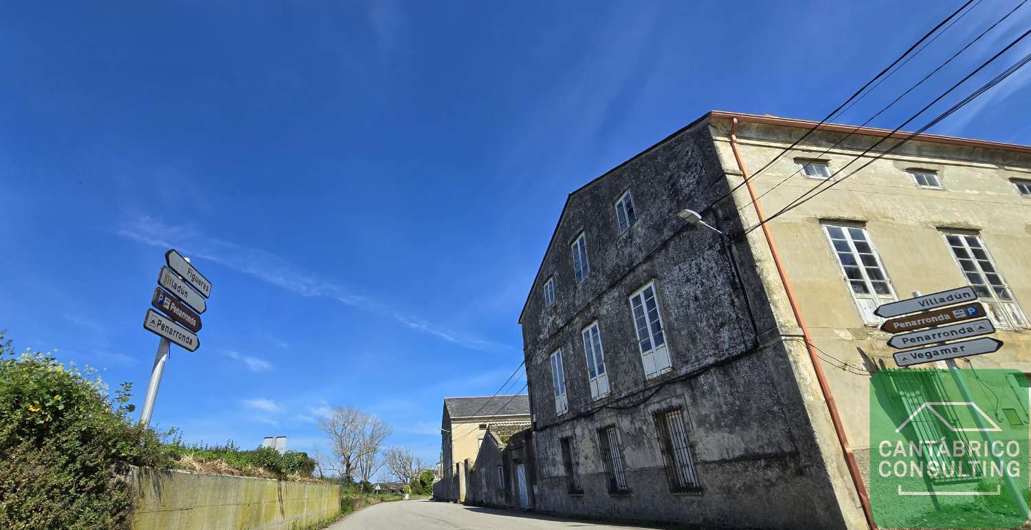 Maison en vente à Castropol