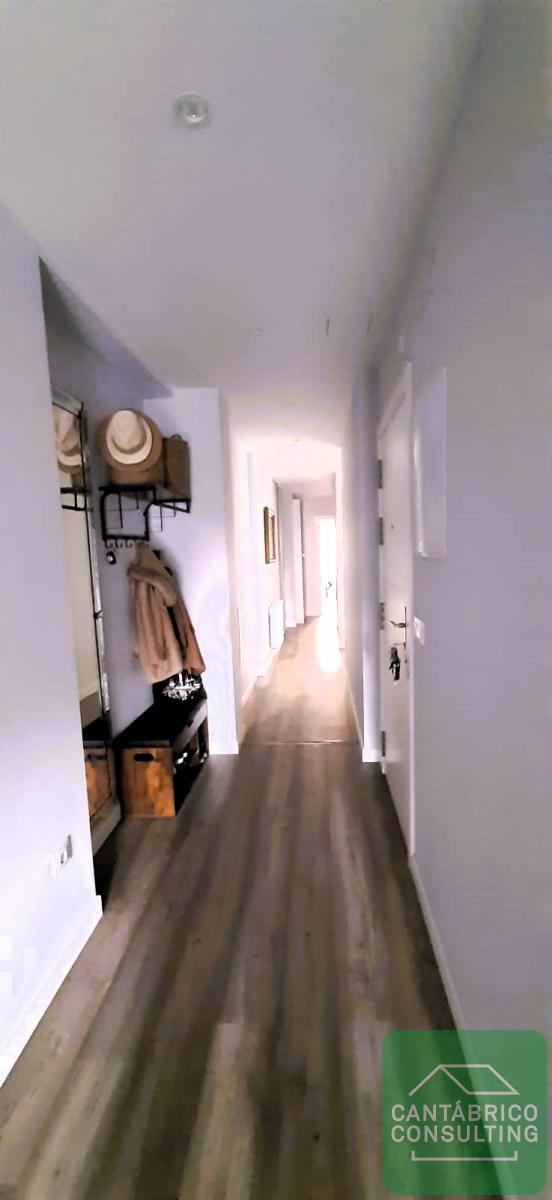 PISO AL MEJOR ESTILO MODERNO EN EDIFICO TRADICIONAL. EN PLAZA ESPAÑA, RIBADEO