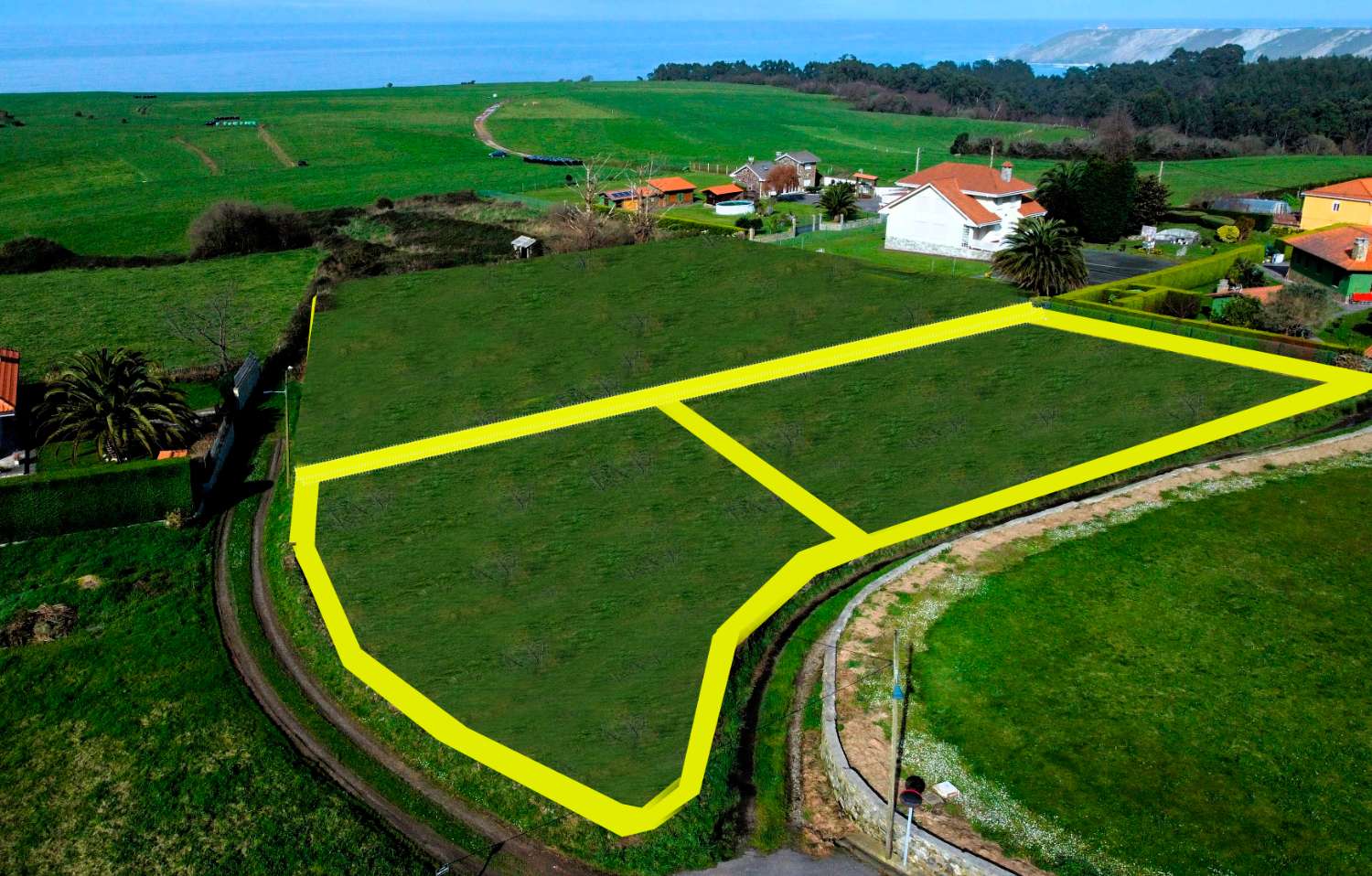 PARCELA EDIFICABLE PARA UNIFAMILIAR EN ALBUERNE - CUDILLERO - ASTURIAS