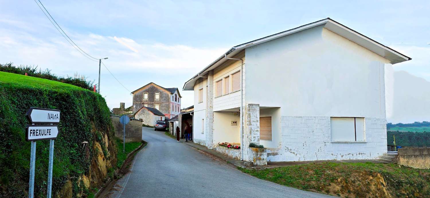 Casa in vendita a Navia
