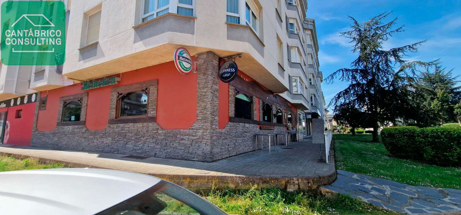 Bar te huur in Navia