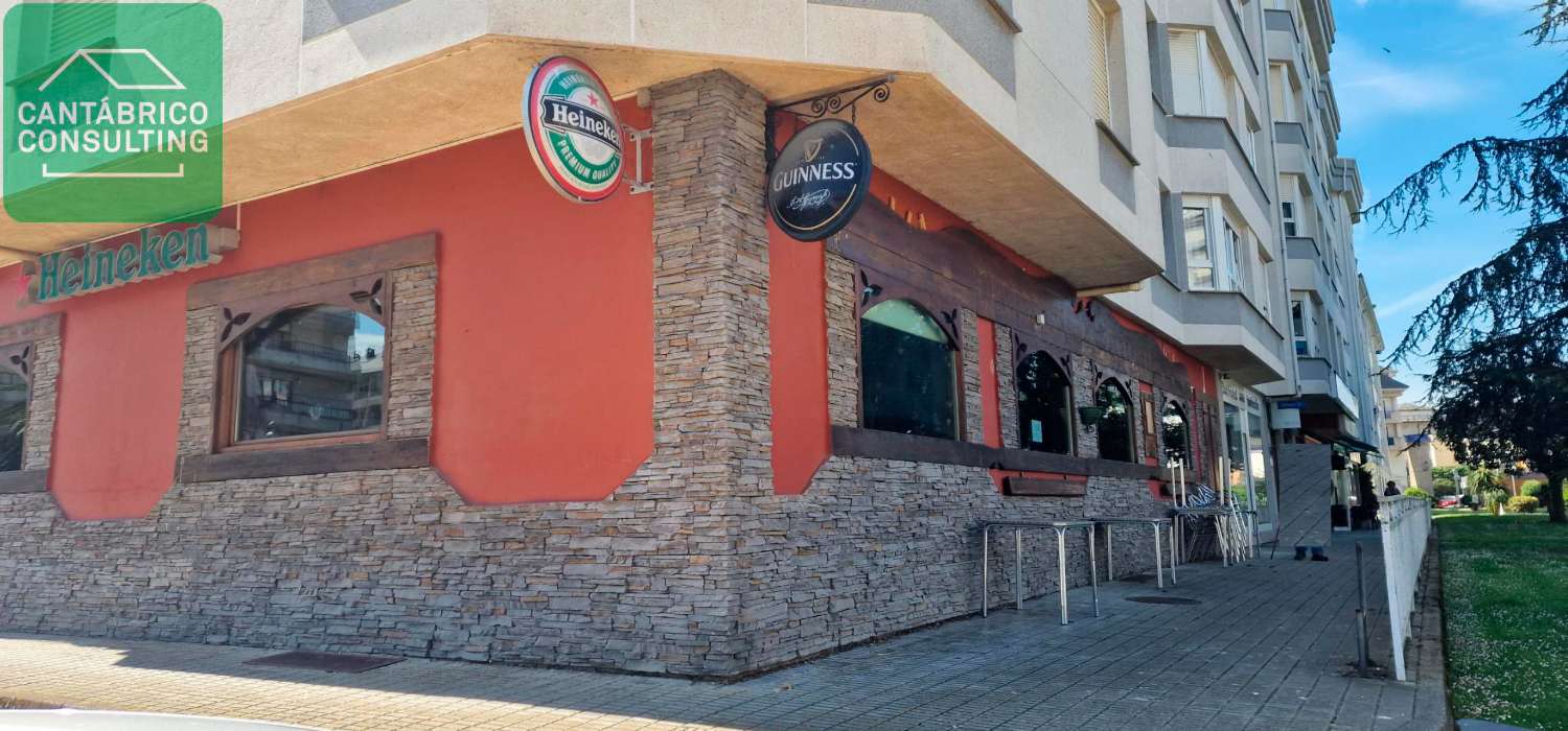 Bar te huur in Navia