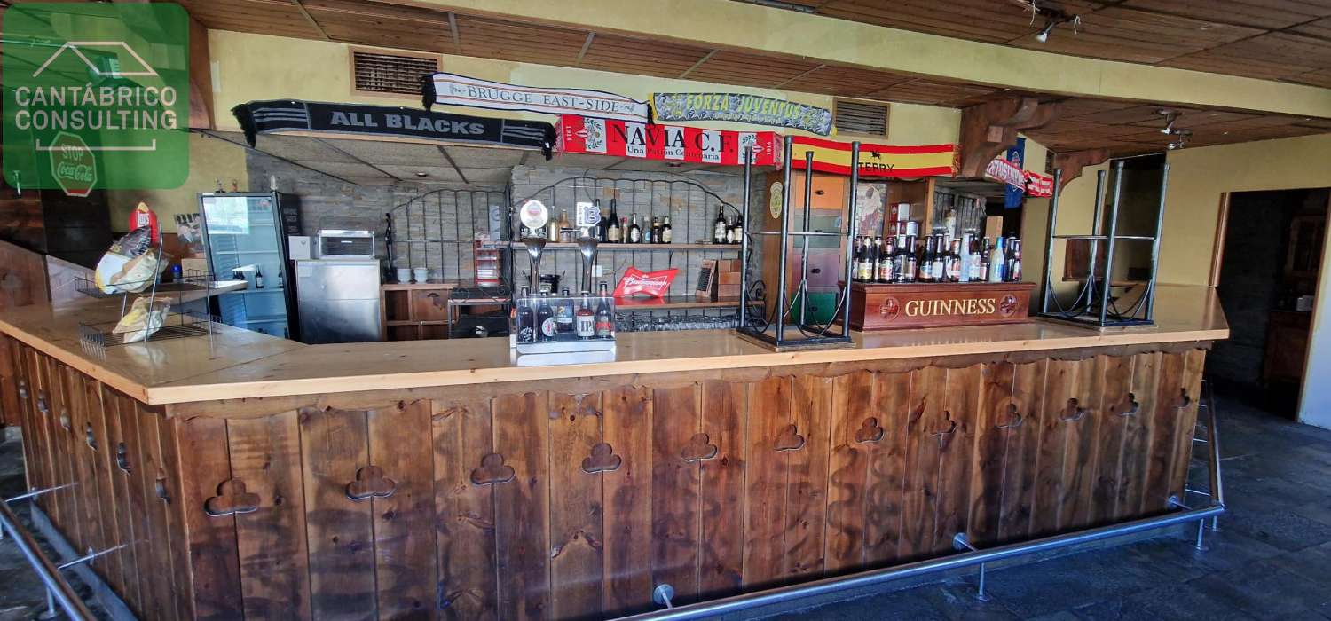 Bar te huur in Navia