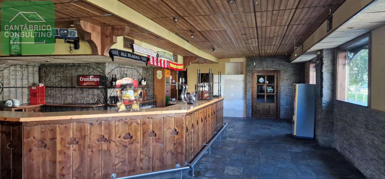 Bar te huur in Navia