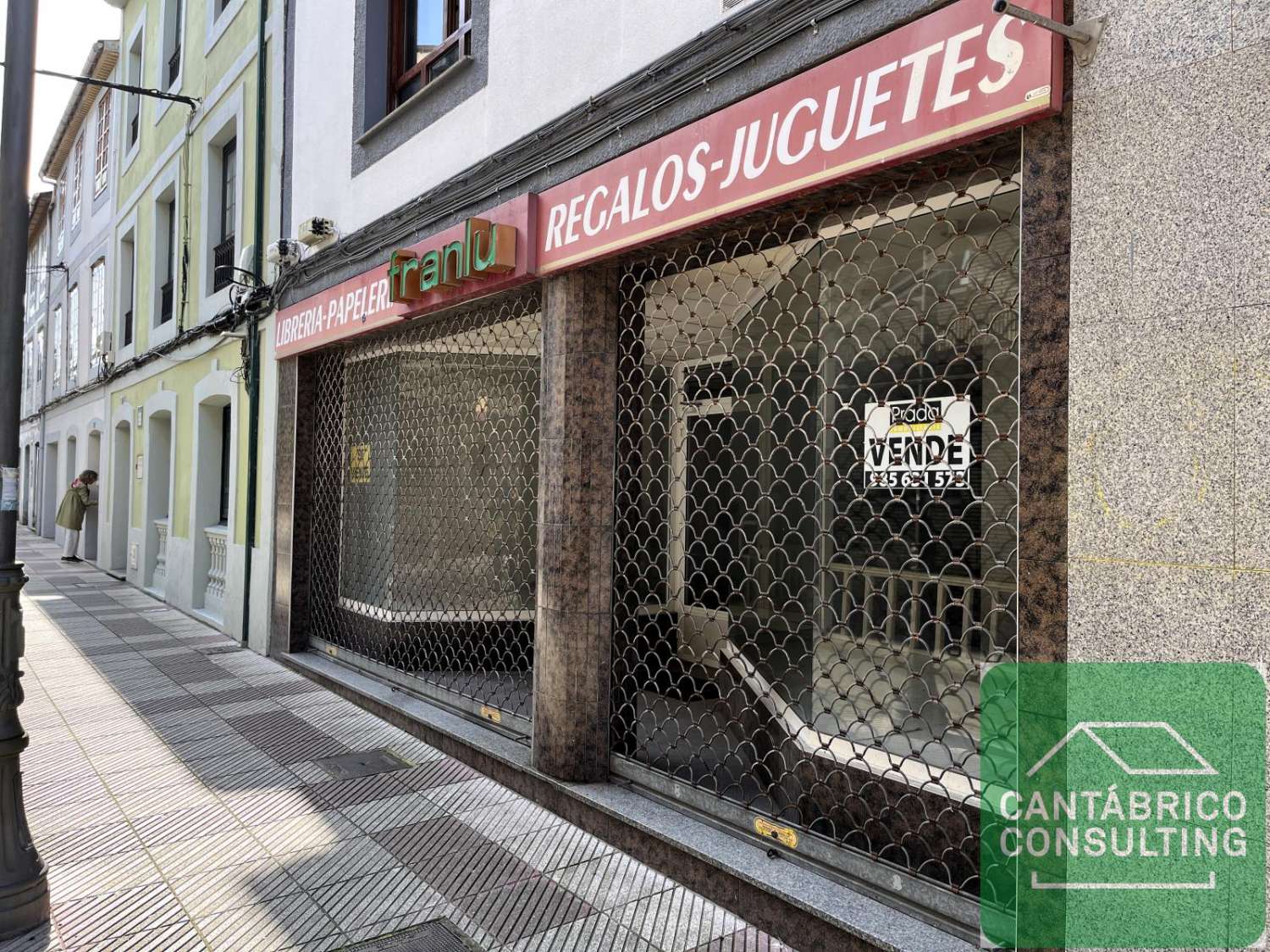 Negozio in vendita a Navia