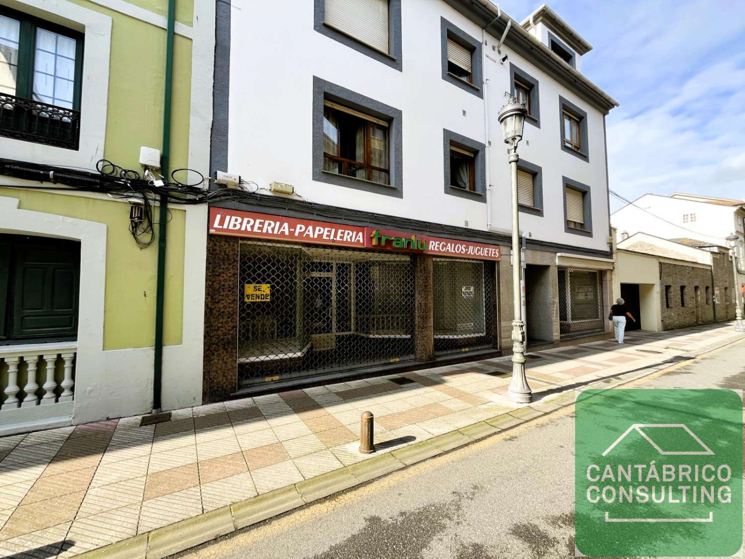 Negozio in vendita a Navia