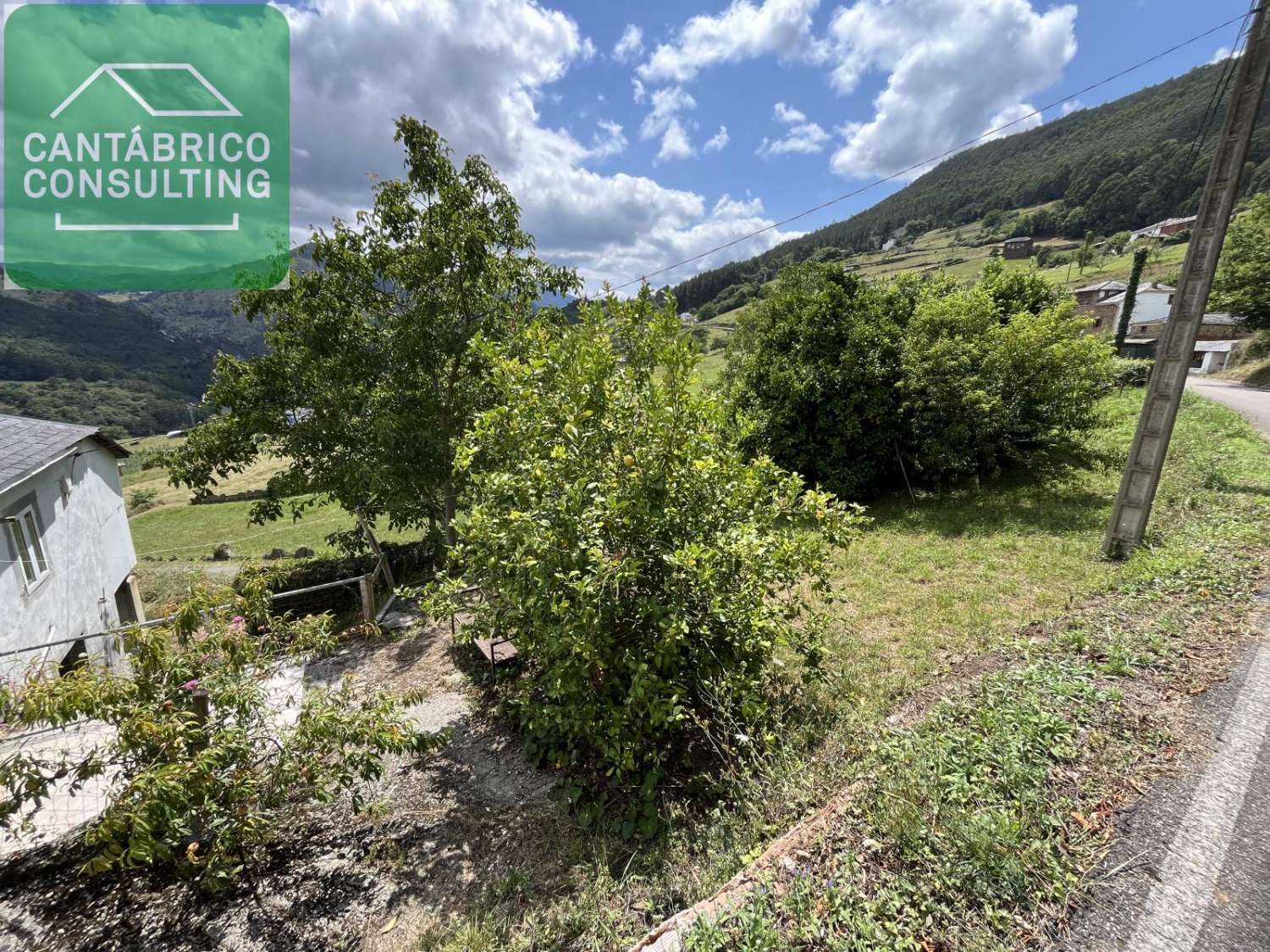 -VENTA DE CASA RÚSTICA EN SERANDINAS – BOAL (ASTURIAS).-