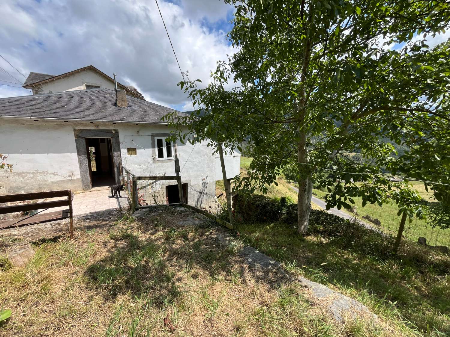 -VENTA DE CASA RÚSTICA EN SERANDINAS – BOAL (ASTURIAS).-