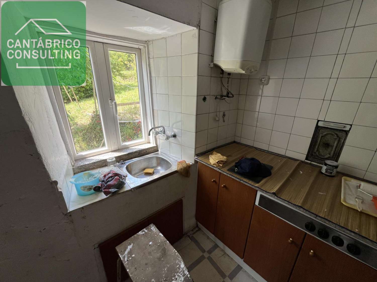 -VENTA DE CASA RÚSTICA EN SERANDINAS – BOAL (ASTURIAS).-