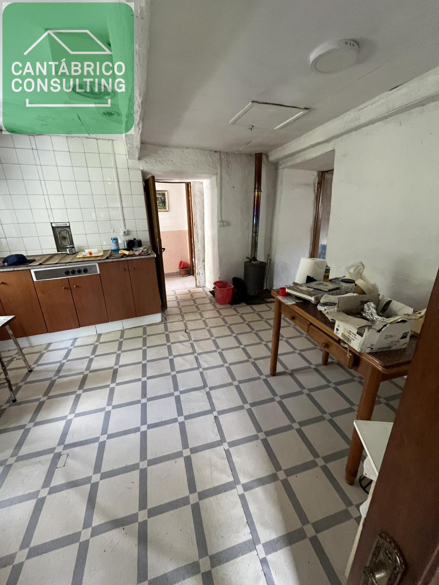 -VENTA DE CASA RÚSTICA EN SERANDINAS – BOAL (ASTURIAS).-
