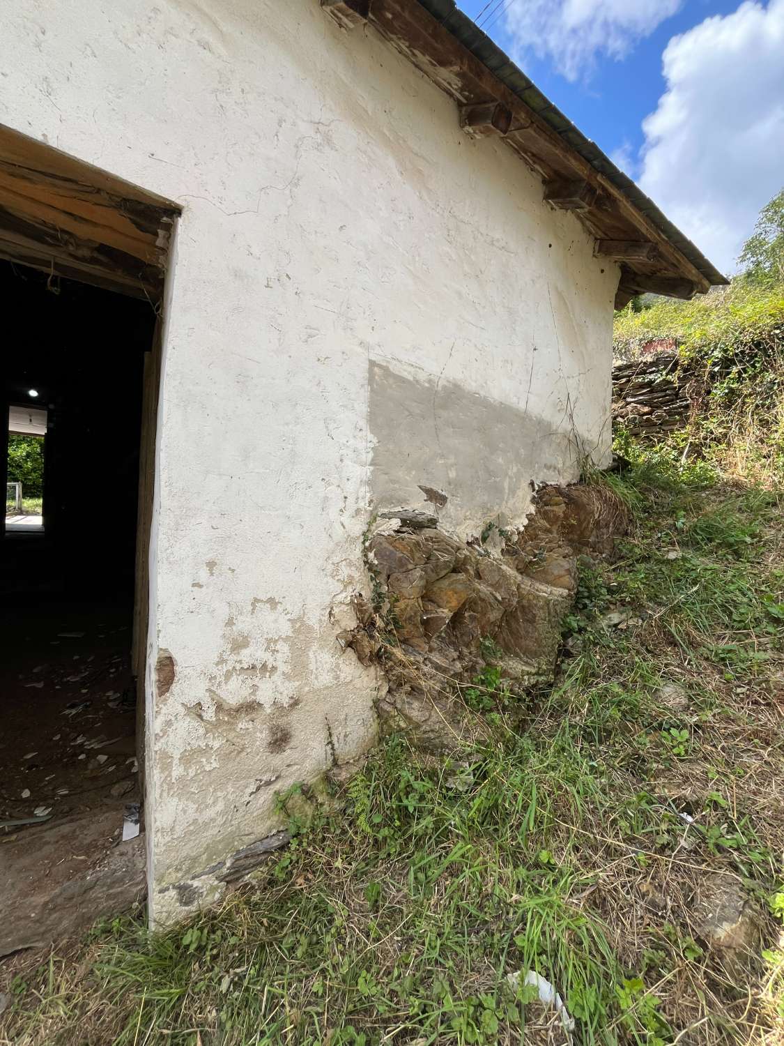 -VENTA DE CASA RÚSTICA EN SERANDINAS – BOAL (ASTURIAS).-