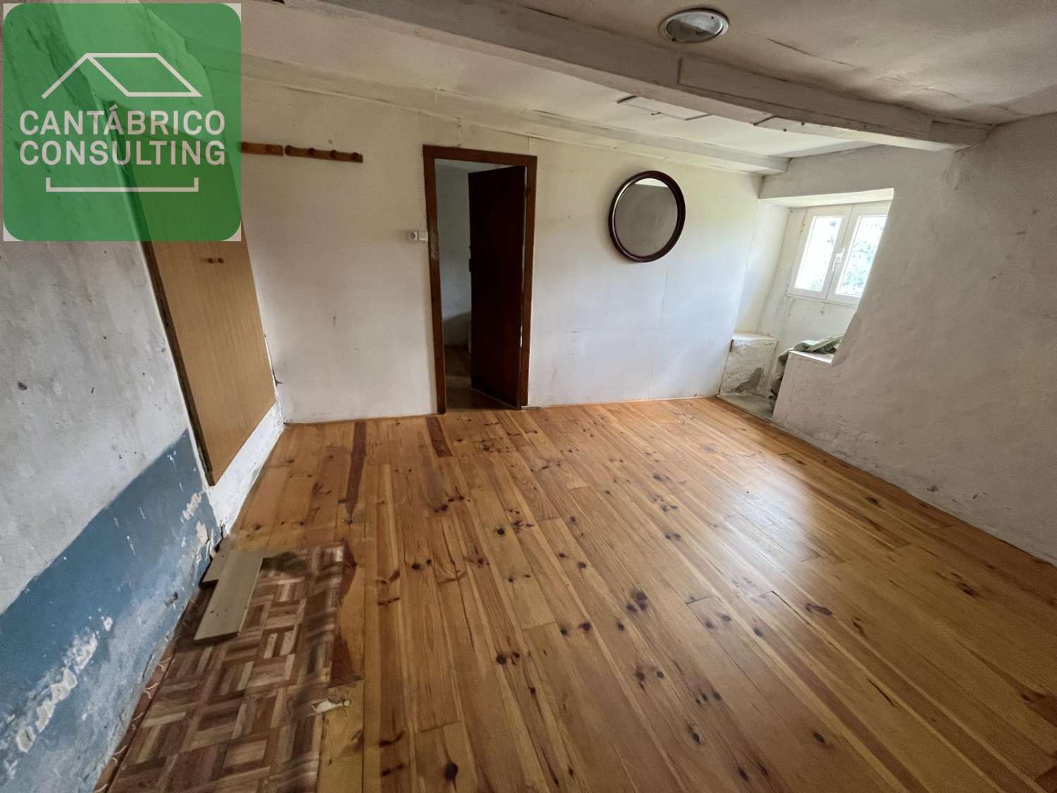 -VENTA DE CASA RÚSTICA EN SERANDINAS – BOAL (ASTURIAS).-