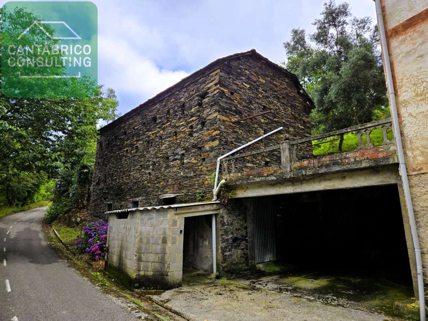 Casa en venda en Coaña