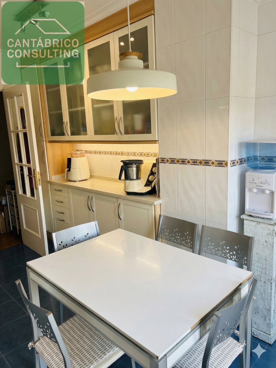 Duplex, 2 våningar till salu i Navia