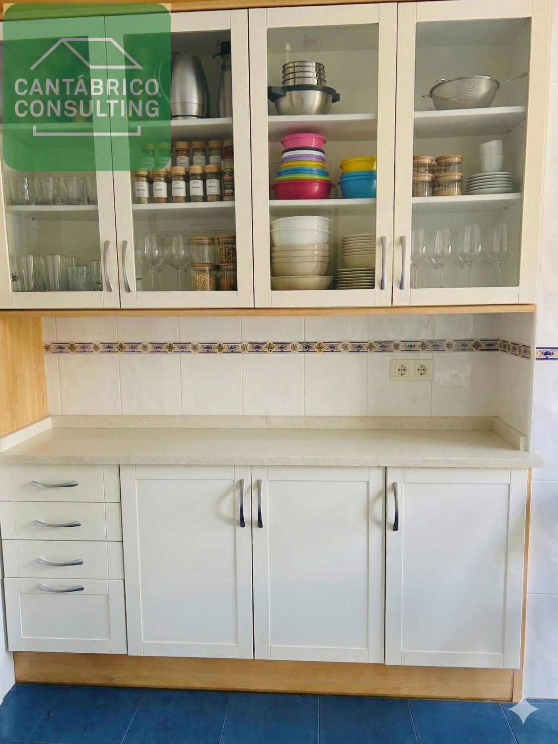 Duplex, 2 våningar till salu i Navia