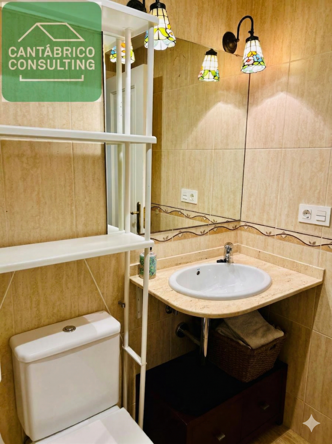 Duplex, 2 våningar till salu i Navia