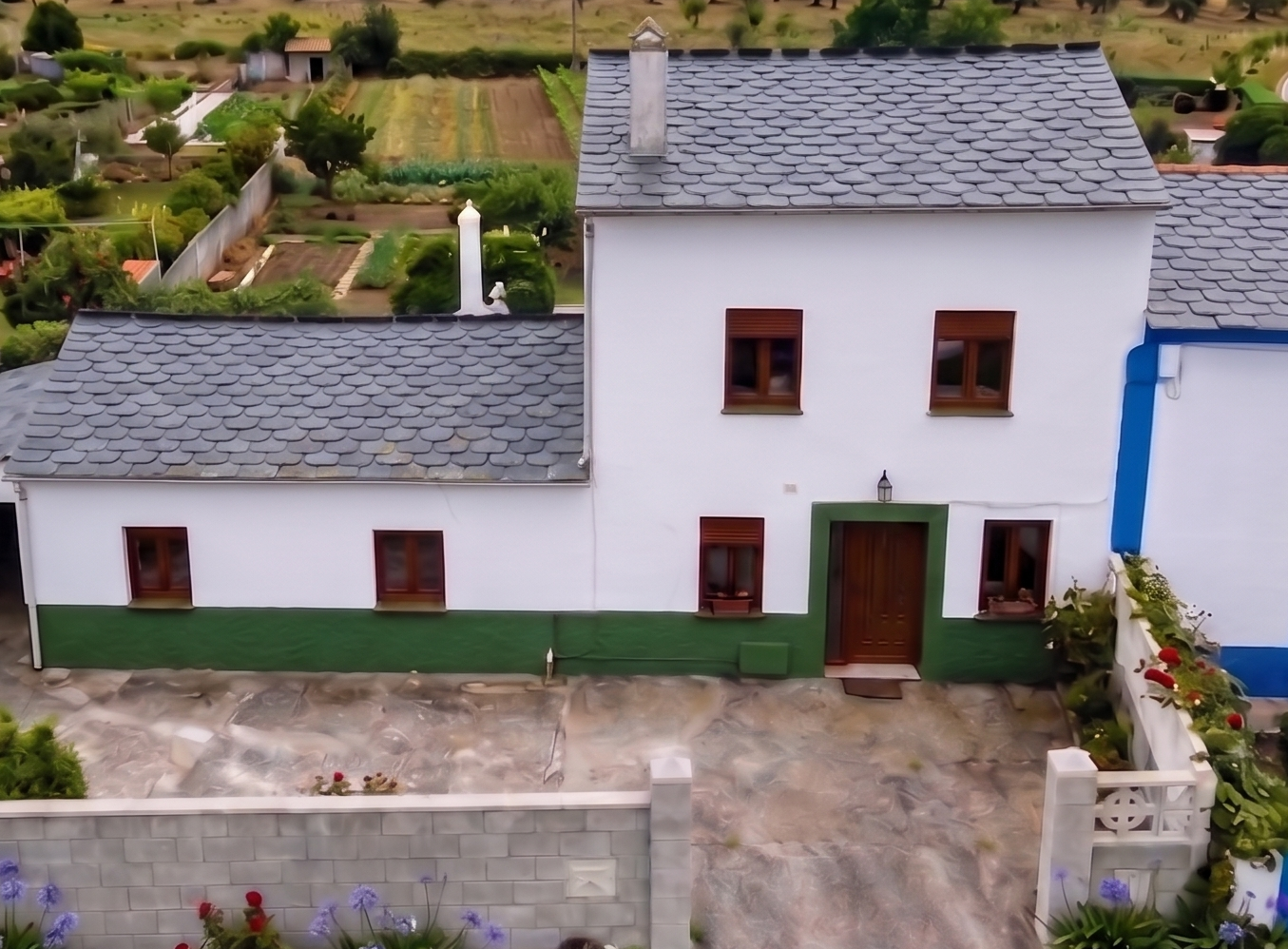 CASA CON HISTORIA EN ENTORNO NATURAL ÚNICO — COSTA OCCIDENTAL DE ASTURIAS - BARRES - CASTROPOL