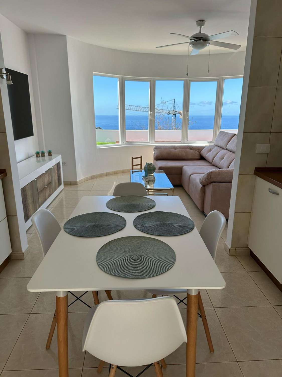 منزل للبيع في Adeje