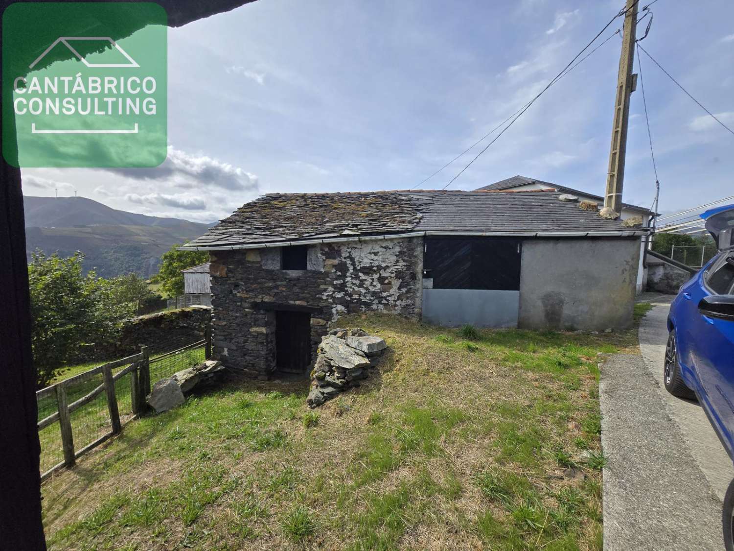 منزل للبيع في Villayón