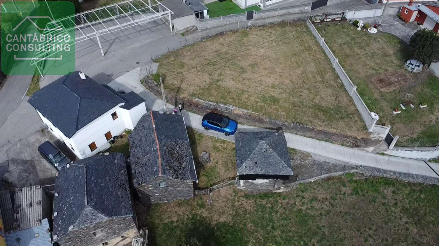 منزل للبيع في Villayón