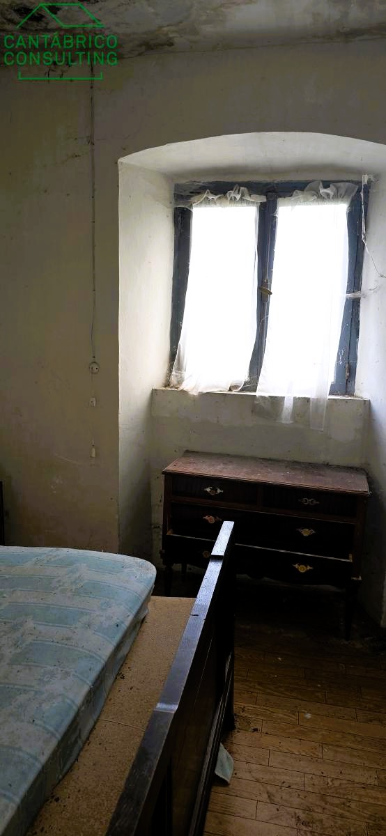 GRAN CASA A REFORMAR CON FINCA  AL LADO DEL RIO NAVIA - PORTO - COAÑA