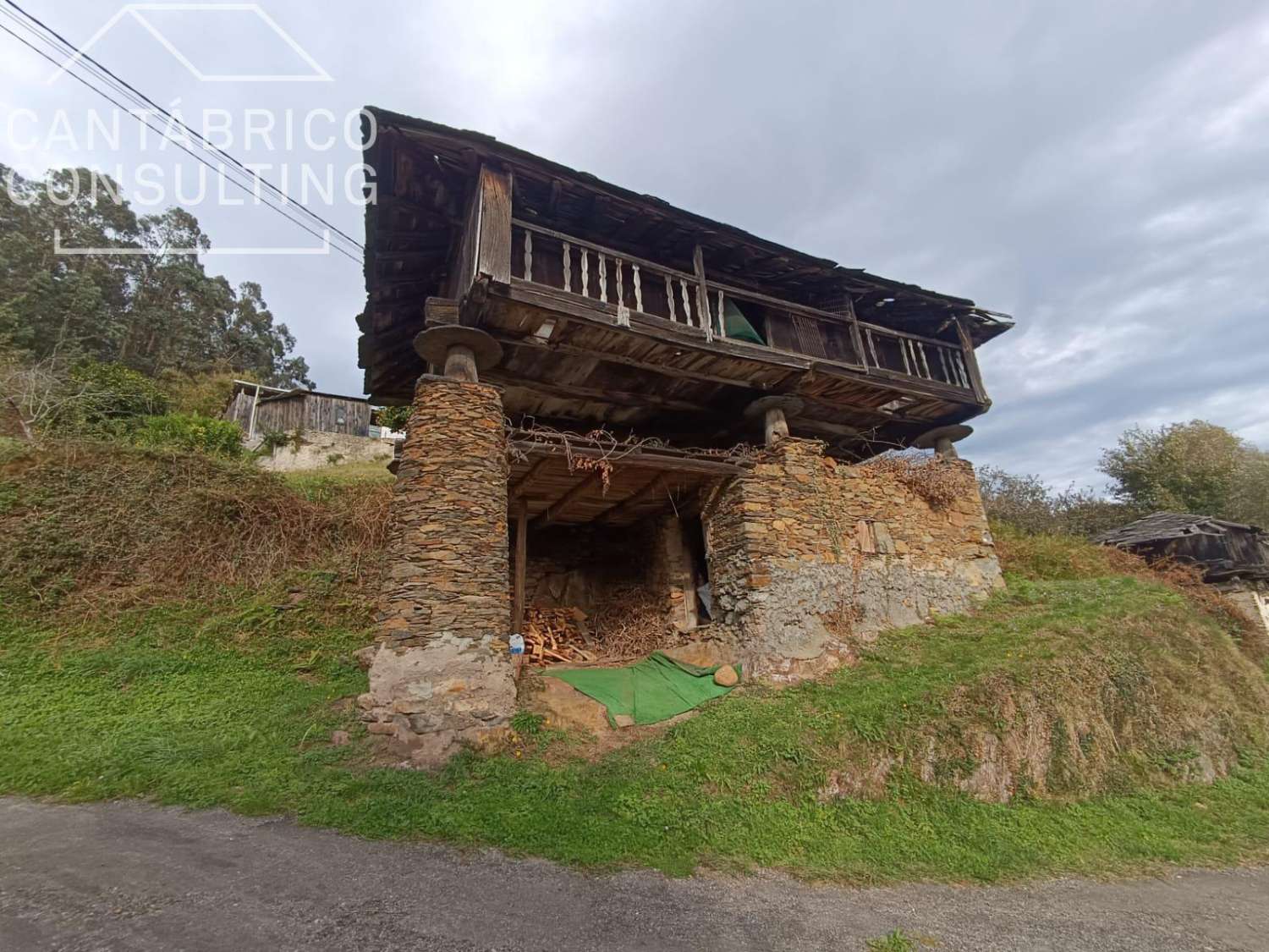 House for sale in Coaña