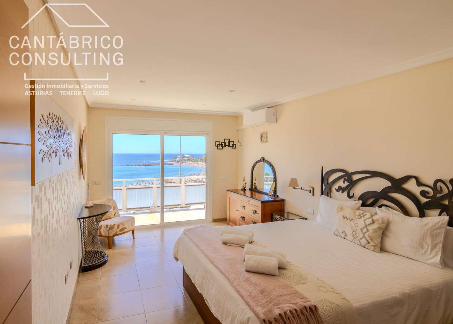 Kattohuoneisto myynnissä Los Cristianos (Arona)