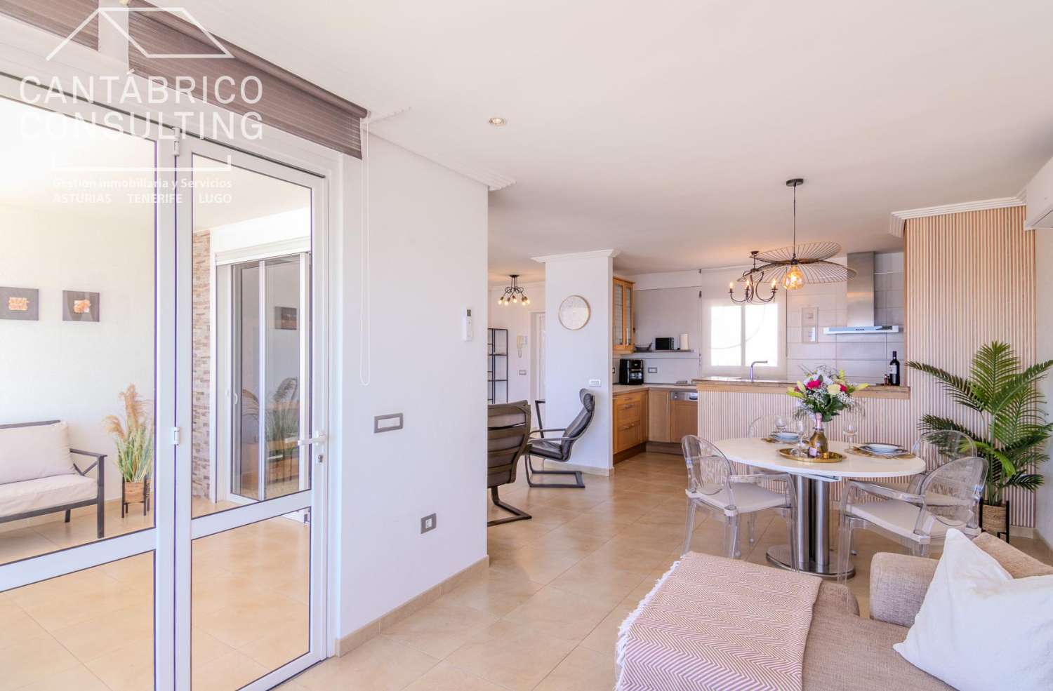 Kattohuoneisto myynnissä Los Cristianos (Arona)