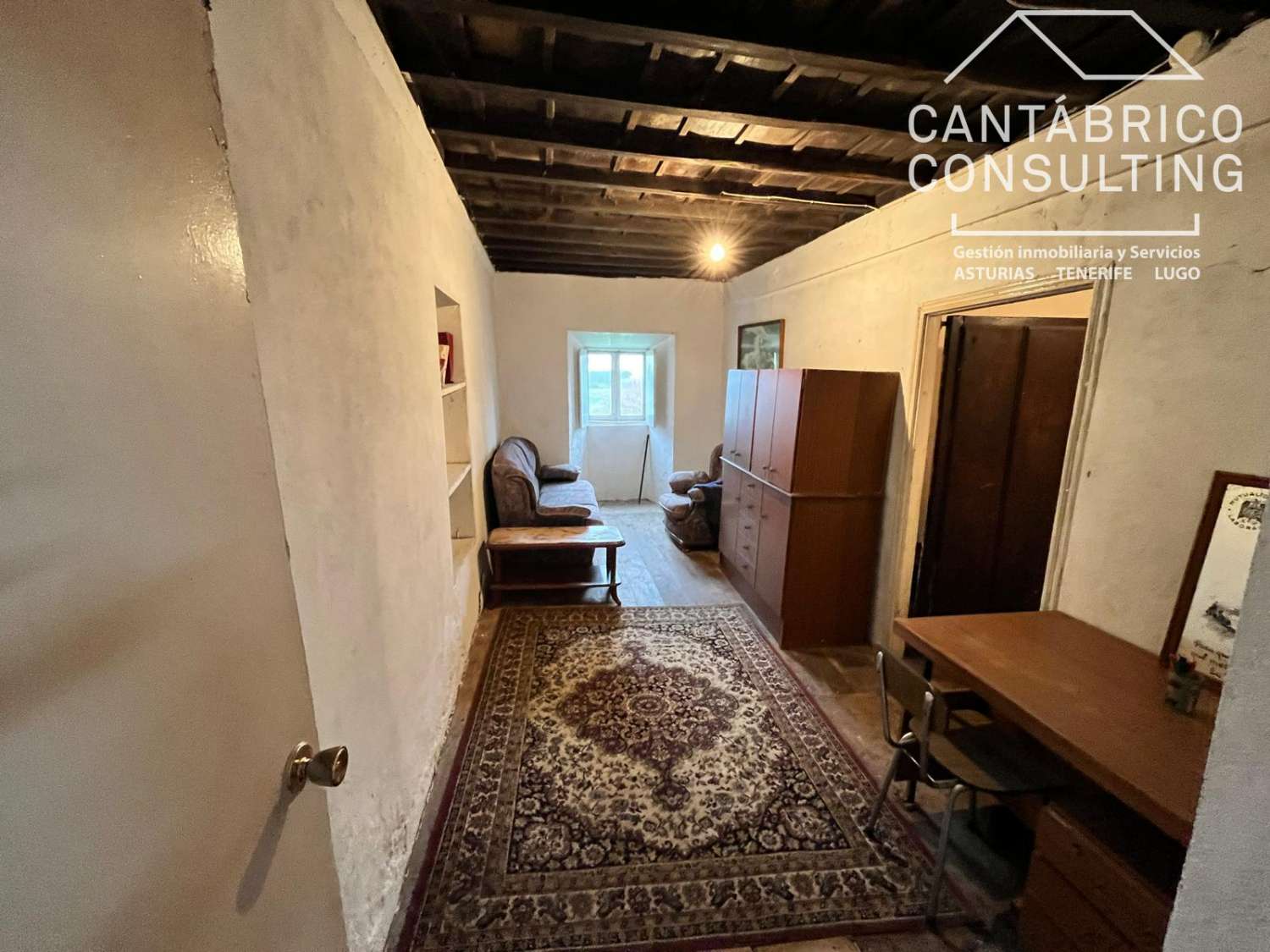 CASA TRADICIONAL DE PIEDRA CON GRAN POTENCIAL EN TRELLES, (COAÑA).