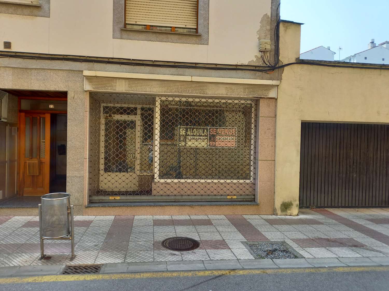 Business en venda in Navia