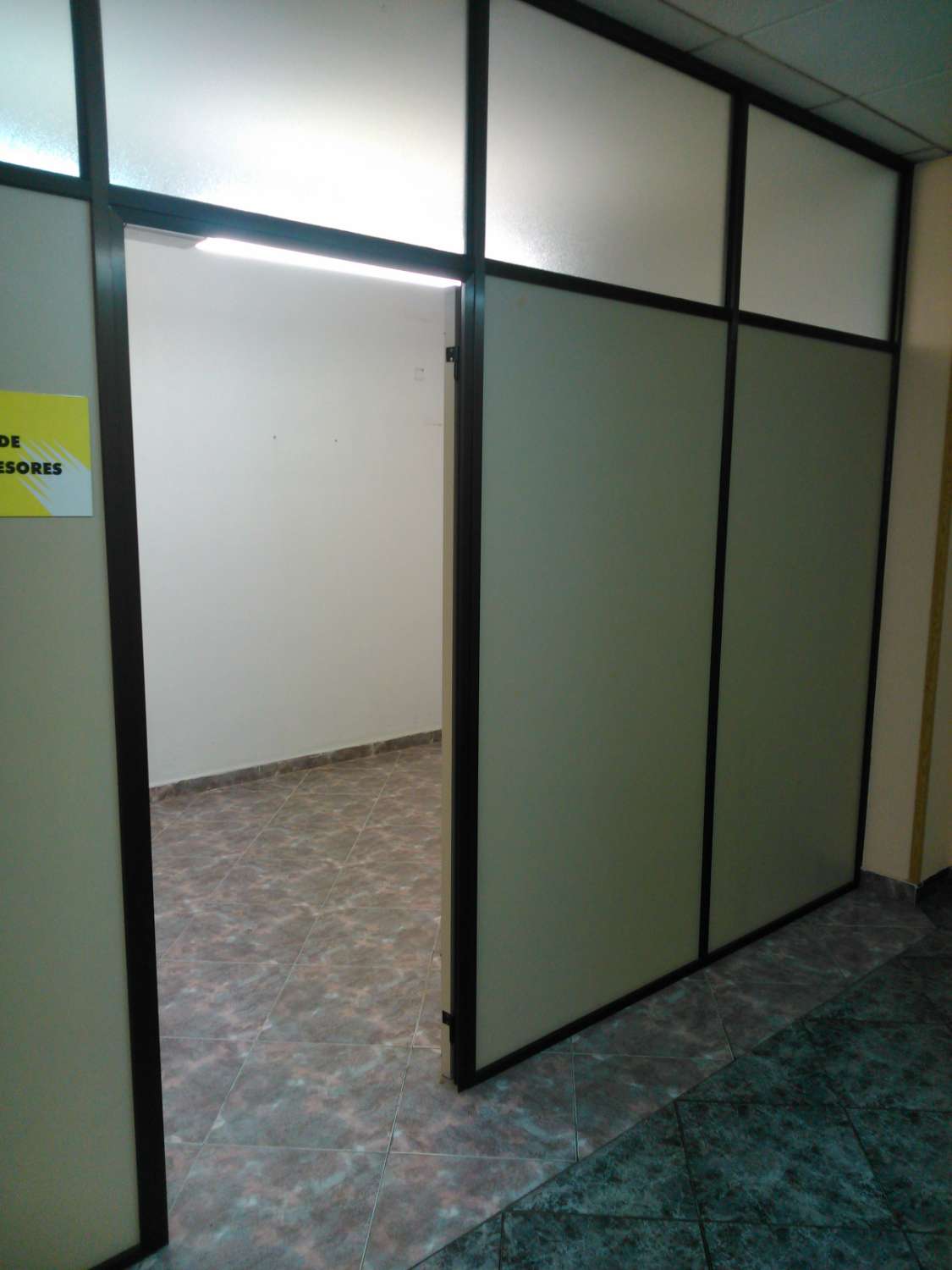 Business en venda in Navia