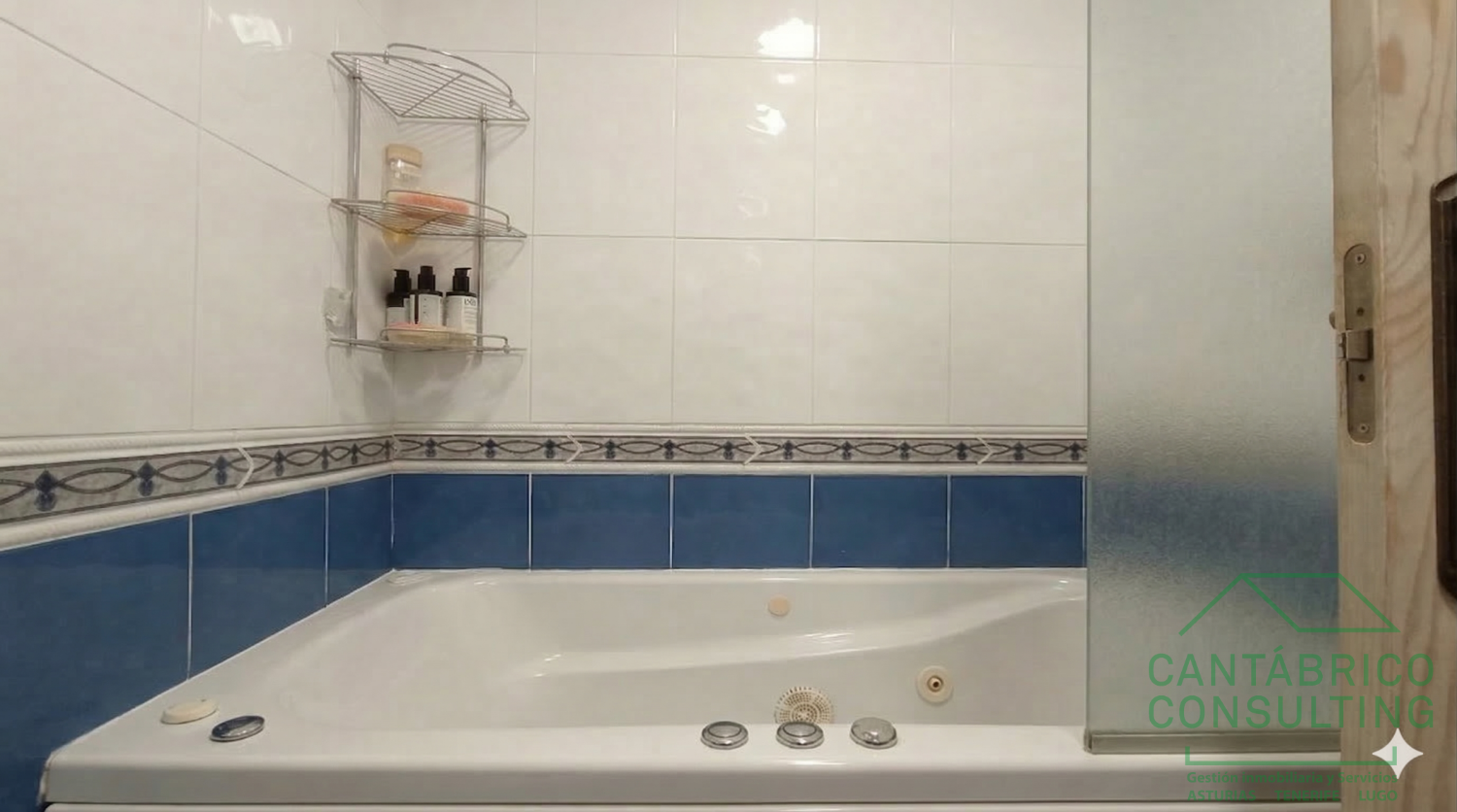 PISO NAVIA ASTURIAS - 3 DORMITORIOS - 2 BAÑOS - GARAJE - TRASTERO -  PARA ENTRAR